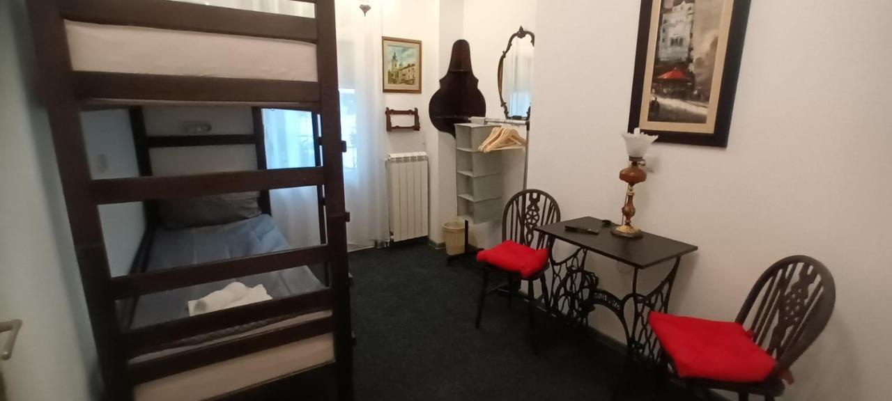 Authentic Belgrade Centre Hostel - Only Private Rooms מראה חיצוני תמונה