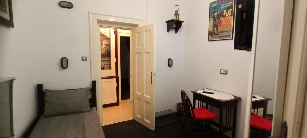 Authentic Belgrade Centre Hostel - Only Private Rooms מראה חיצוני תמונה